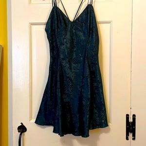 Flirty, fun, sexy Victoria’s Secret nightie. Vintage size medium.